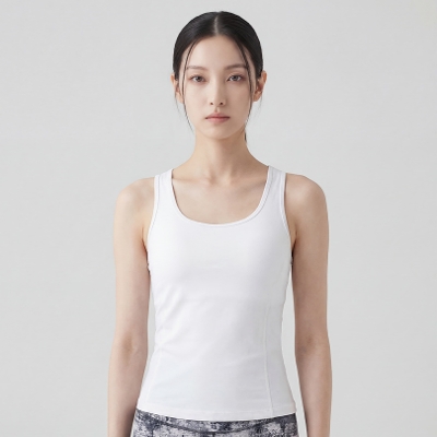 ���n�X�^���N�^�z���C�g